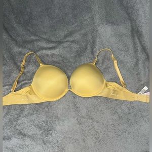 34D PINK Victoria’s Secret Push-up Bra